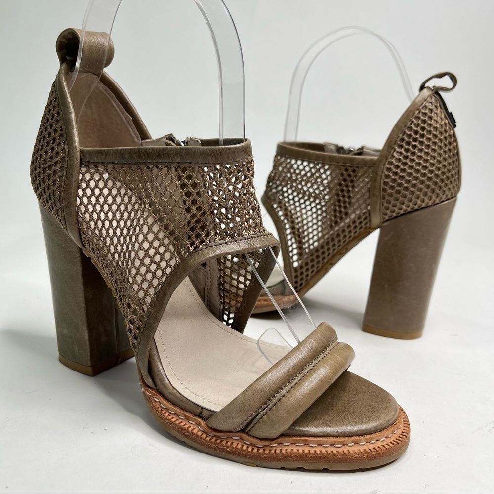 RUDSAK Neutral Taupe Leather Mesh Ankle Zip Sporty Summer Sandals Chunky Heels